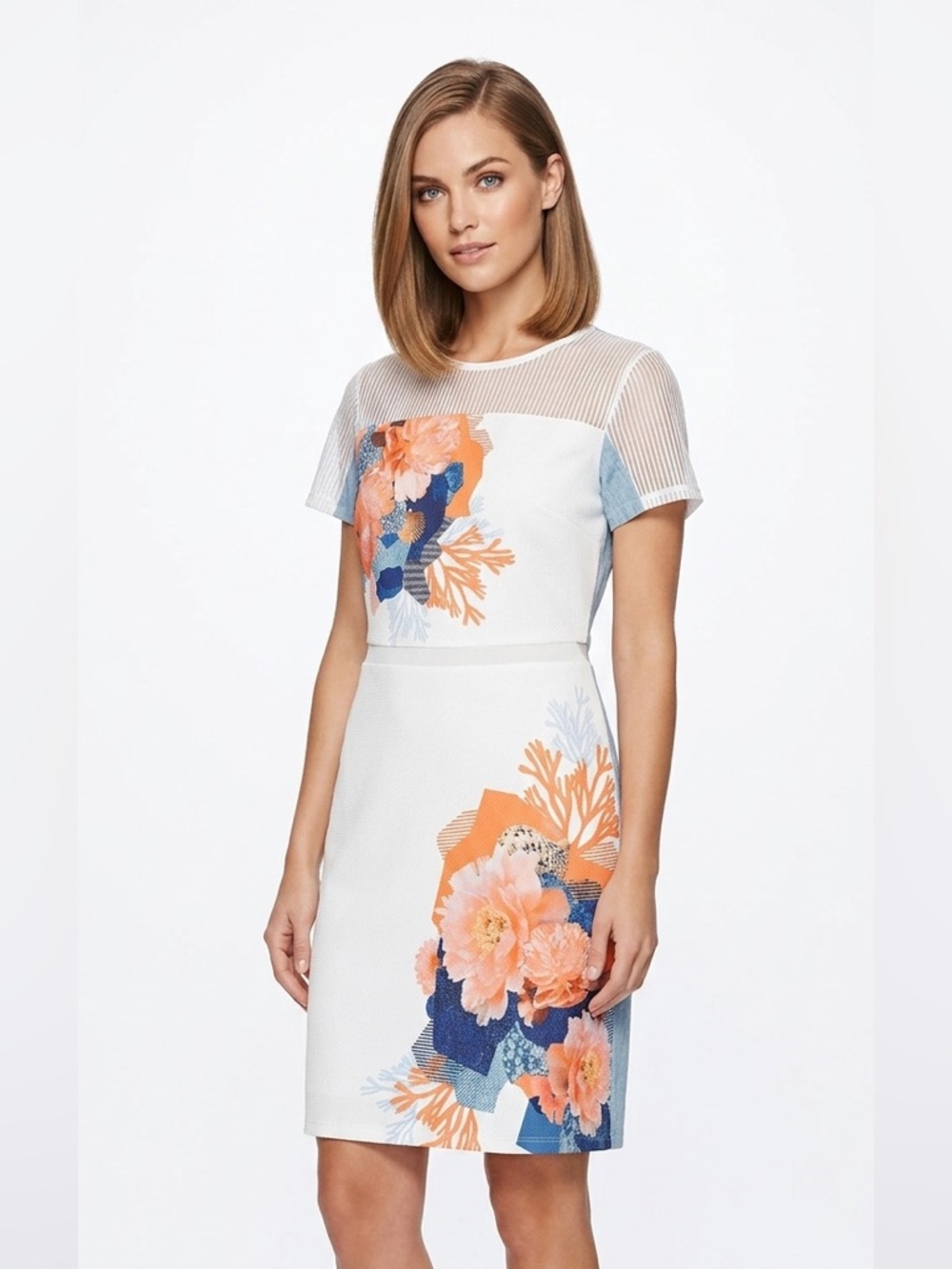PLAINS AND PRINTS Floral Coral Accent White Shift Dress